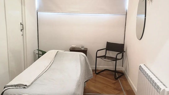 Amelia Balding Massage at Pivotal House 2