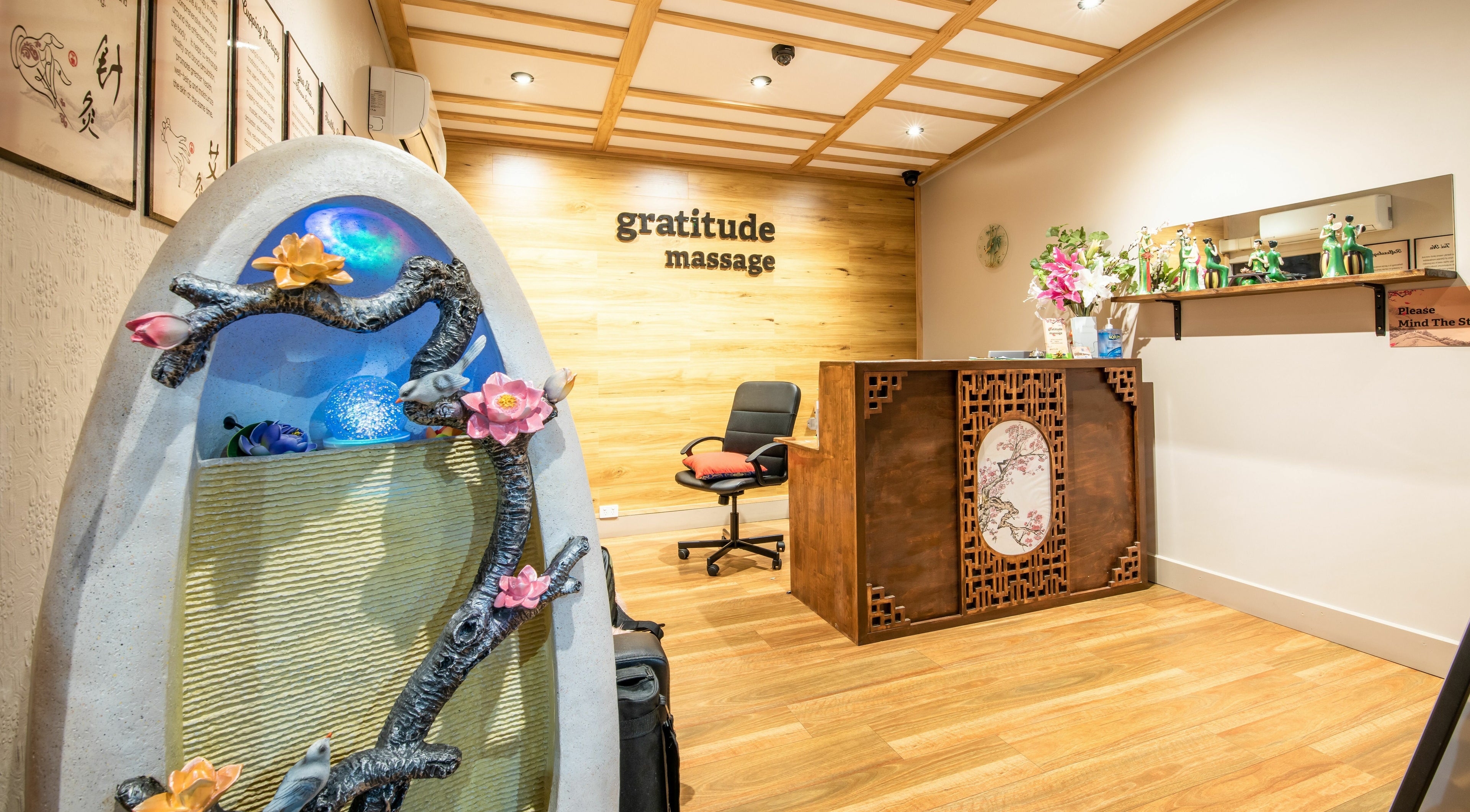 Gratitude Massage reception area in Toorak Gardens, South Australia, showcasing a peaceful ambiance.