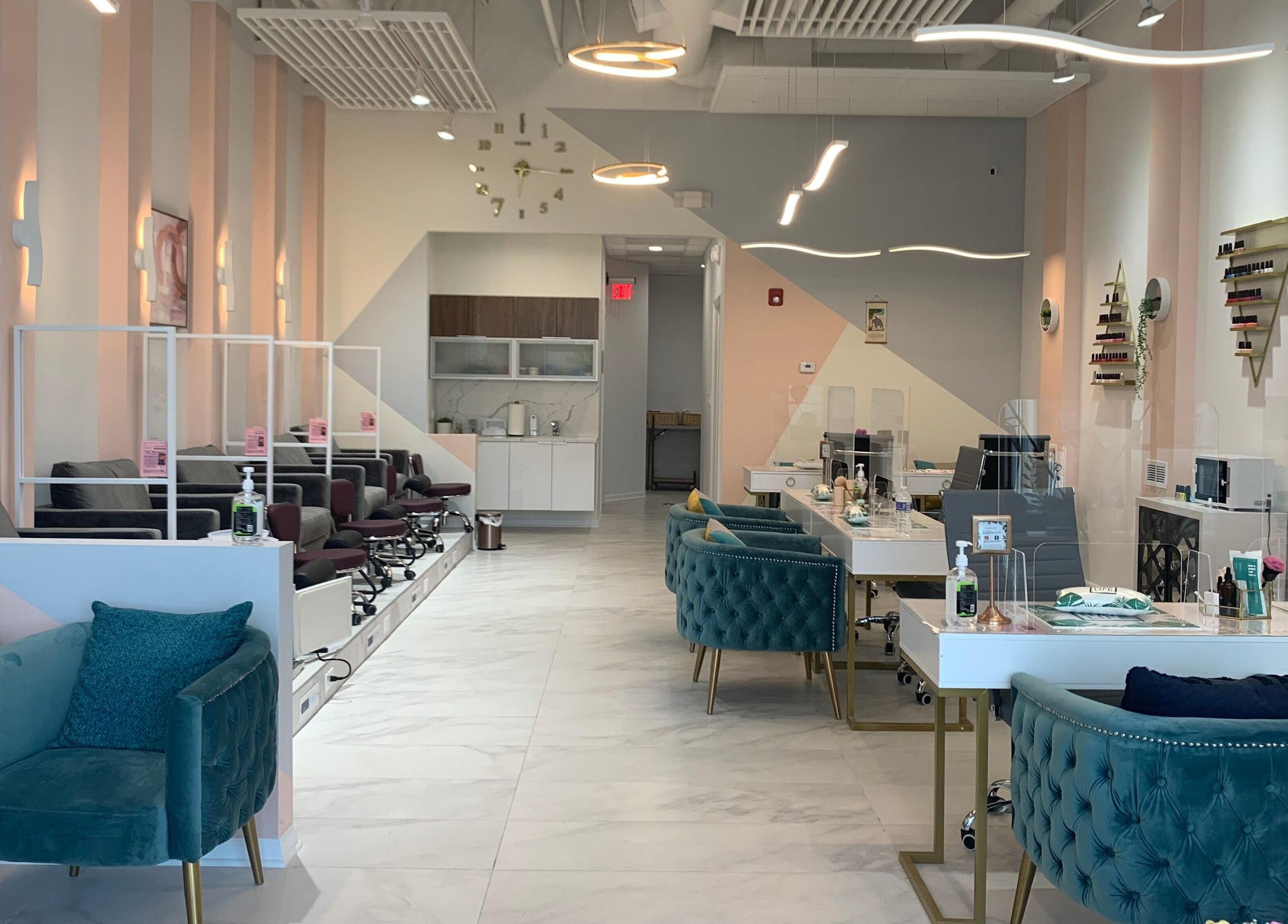 Elegant interior of Bellaviva LLC, a beauty venue in Aurora, Illinois, US with plush seating and modern decor.