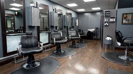 Cuts ‘N’ Clippers Refinery Rooms {treatments}