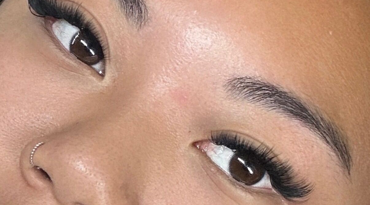 Close-up of elegant eyelash extensions at Bea Paulette Artistry, Stevenage, England, GB.