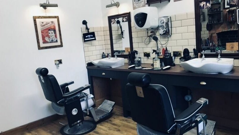 Bugsy’s Gentlemans Barber image 1