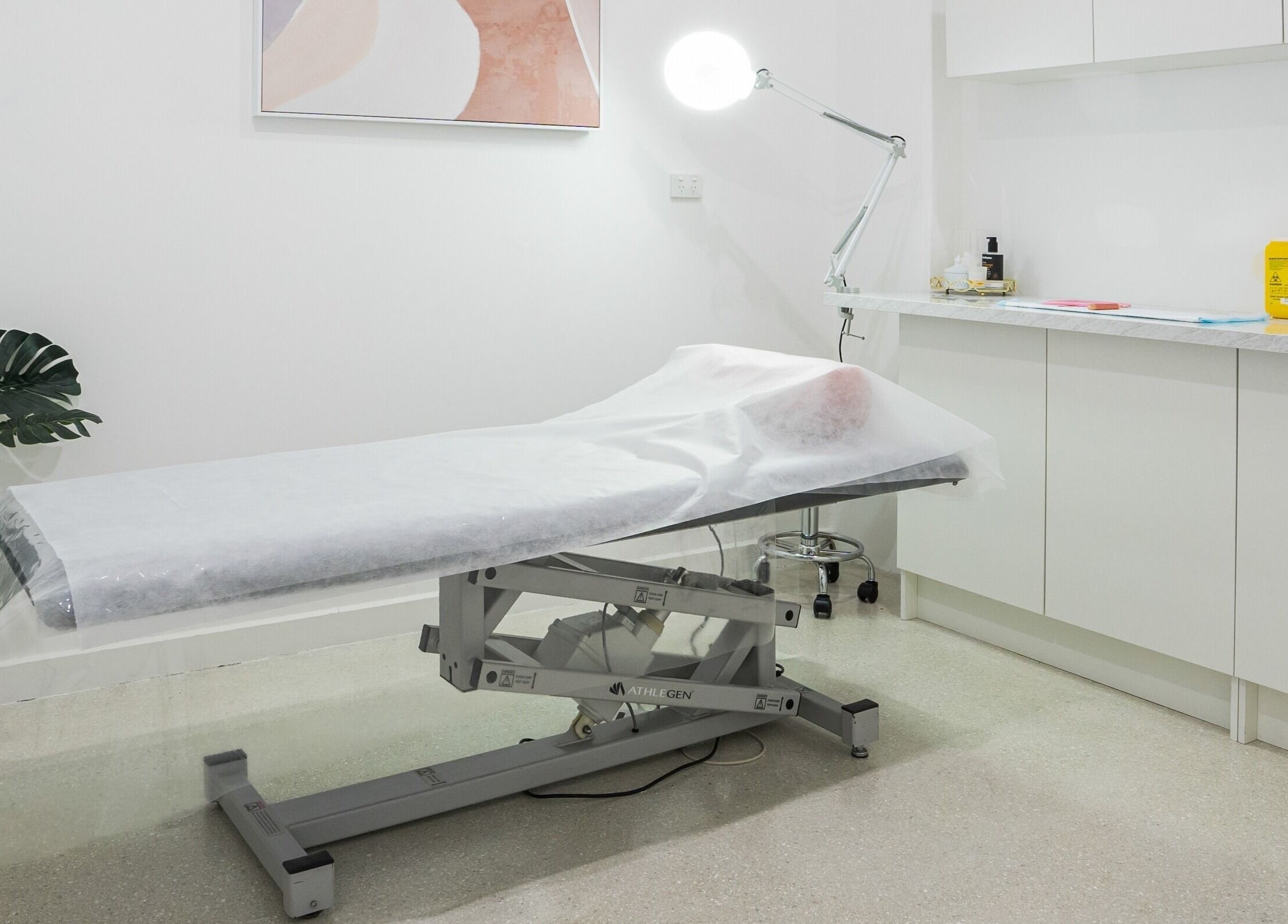 Hydra Skin Bar treatment room in Melbourne, Victoria, AU with modern decor and equipment.
