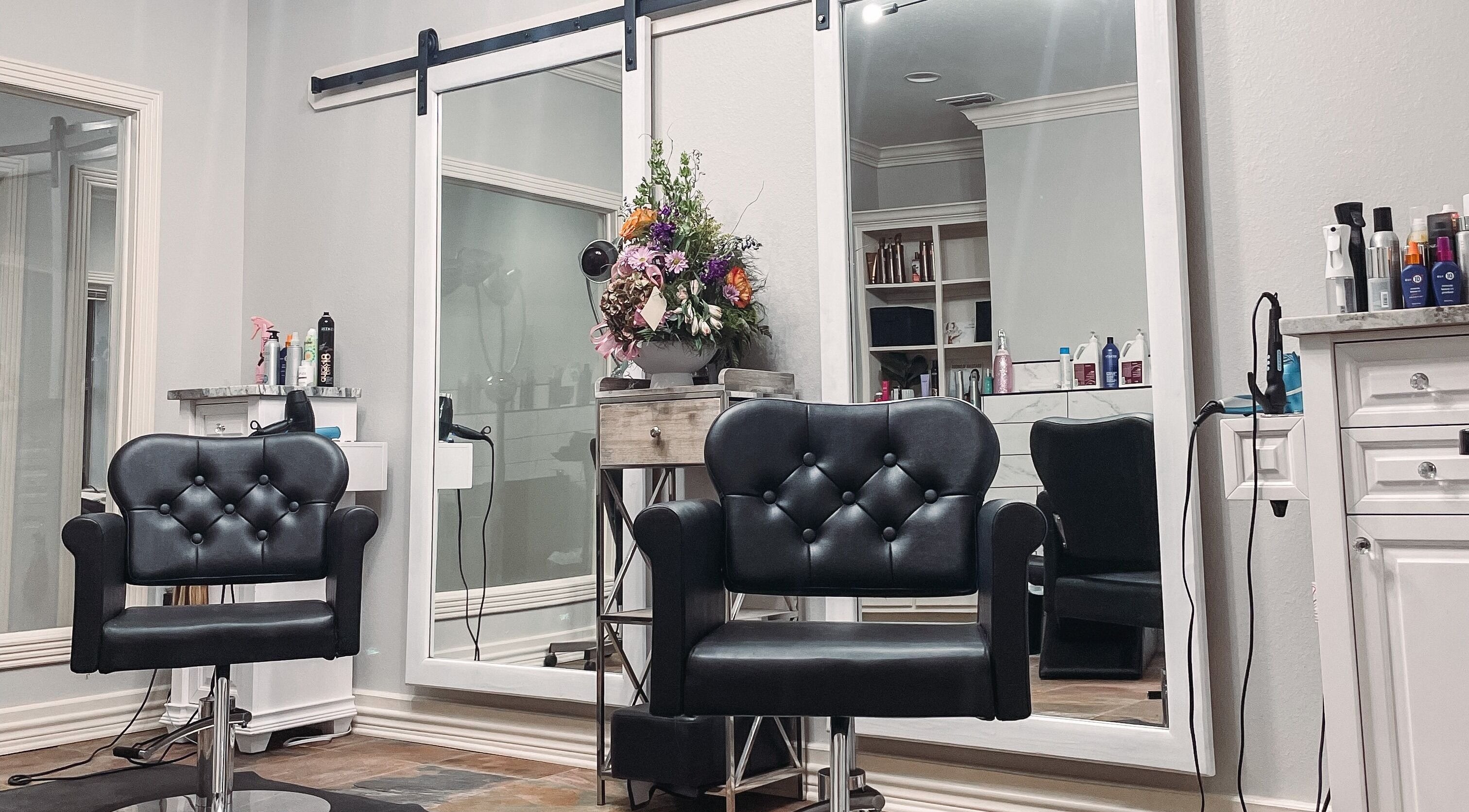 Elegant styling chairs at AMberly @Studio213, Jacksonville, Texas, US, perfect for beauty treatments.