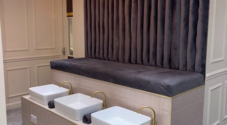 รูปภาพ Blossom Salon 2