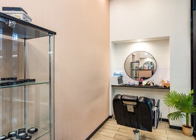 Grace beauty and Threading - Strathpine Centre interior beauty station with chair in Strathpine, Queensland, AU.