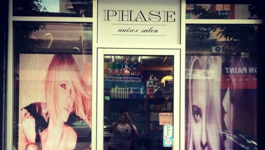 Phase Salon image 1