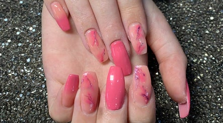 The beauty hub/ beautify by Chloe Louise  image 2