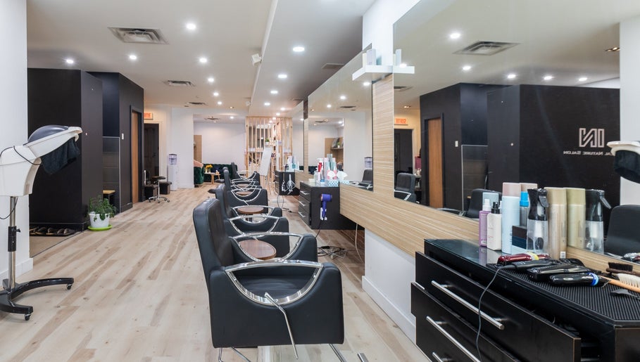 IN Salon - Galerie & Riria   (📍1484 Rue Sherbrooke O.), bilde 1