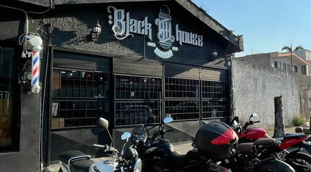 Black House Barber (Cd. del Valle) imaginea 3