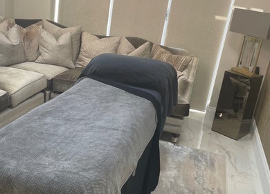 Luxury treatment room at Graceful Aura - Mobile Services Liverpool with plush couch and ambient lighting, Liverpool, England, GB.