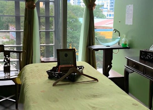 Relaxing massage room at Nur Taj Spa and Beauty (Ladies Spa), Kuala Lumpur, Wilayah Persekutuan Kuala Lumpur, MY.