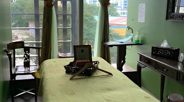 Relaxing massage room at Nur Taj Spa and Beauty (Ladies Spa), Kuala Lumpur, Wilayah Persekutuan Kuala Lumpur, MY.