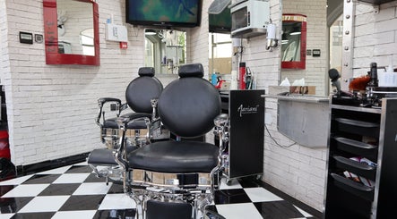 Harleys Gents Salon - Springs image 2