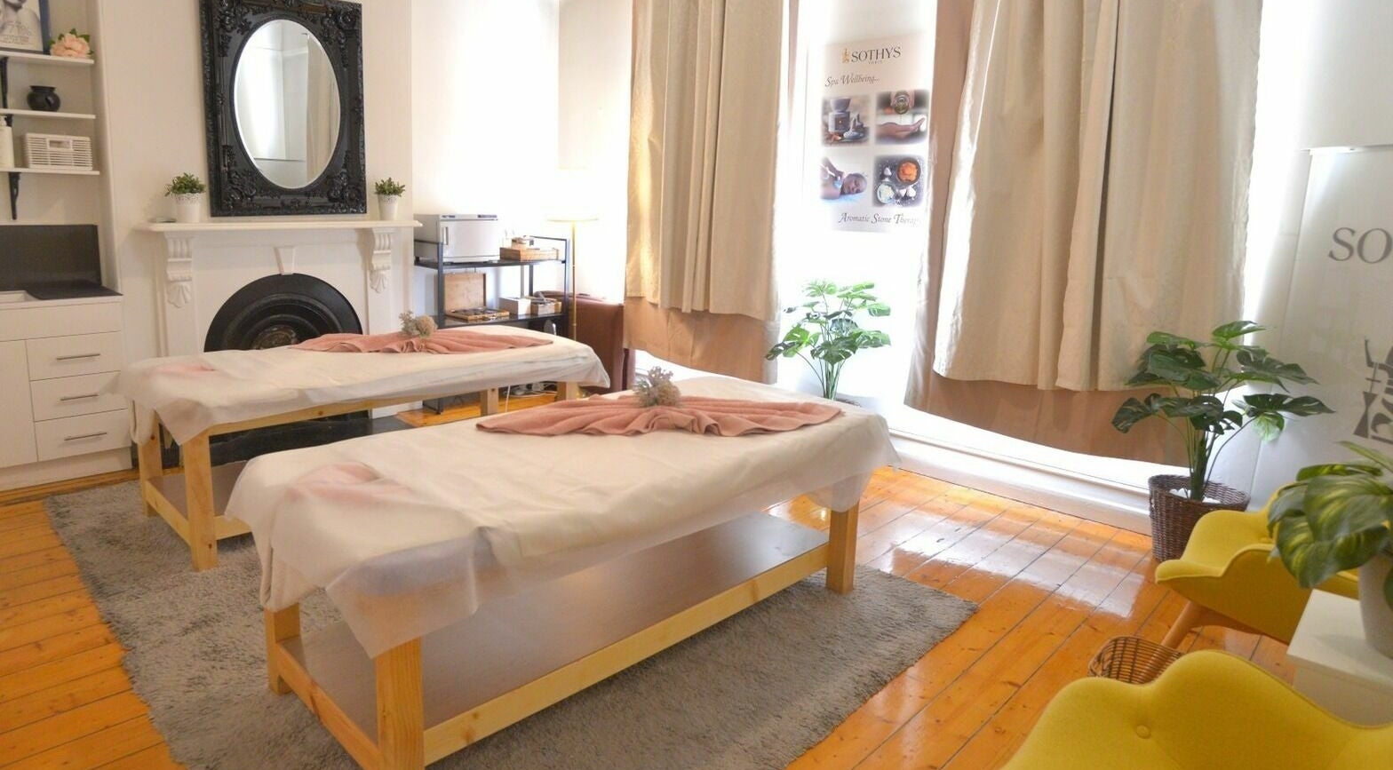 Relaxing massage tables at Angelique THAI Massage & Spa, Melbourne, Victoria, AU, creating a serene wellness ambiance.