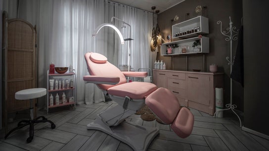 Bloom & Bare