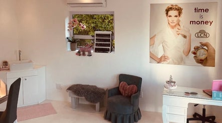 The Nail Room