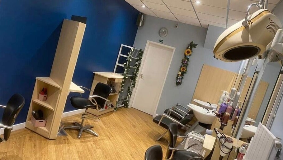 Masterclass Hair Studio image 1