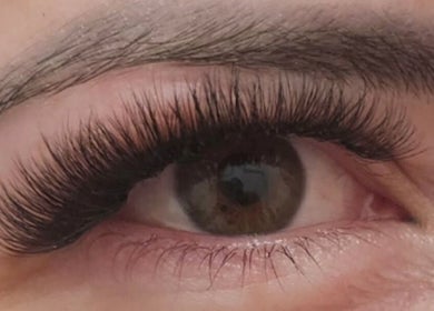 Close-up of elegant eyelash extension from I Dream of Lashes, Melbourne, Victoria, AU.