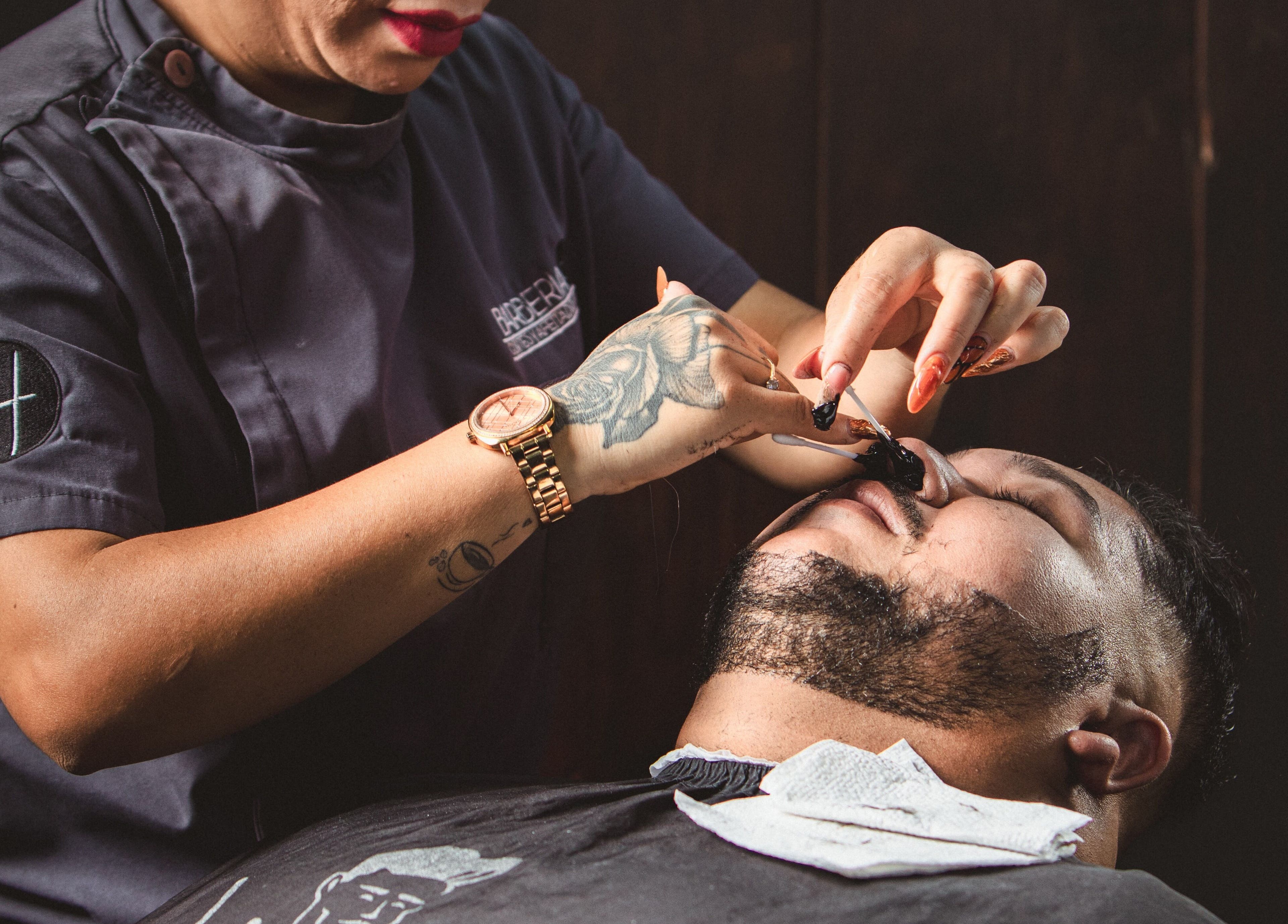Professional grooming service at Barbería H in Tijuana, Baja California, MX offering expert facial care.