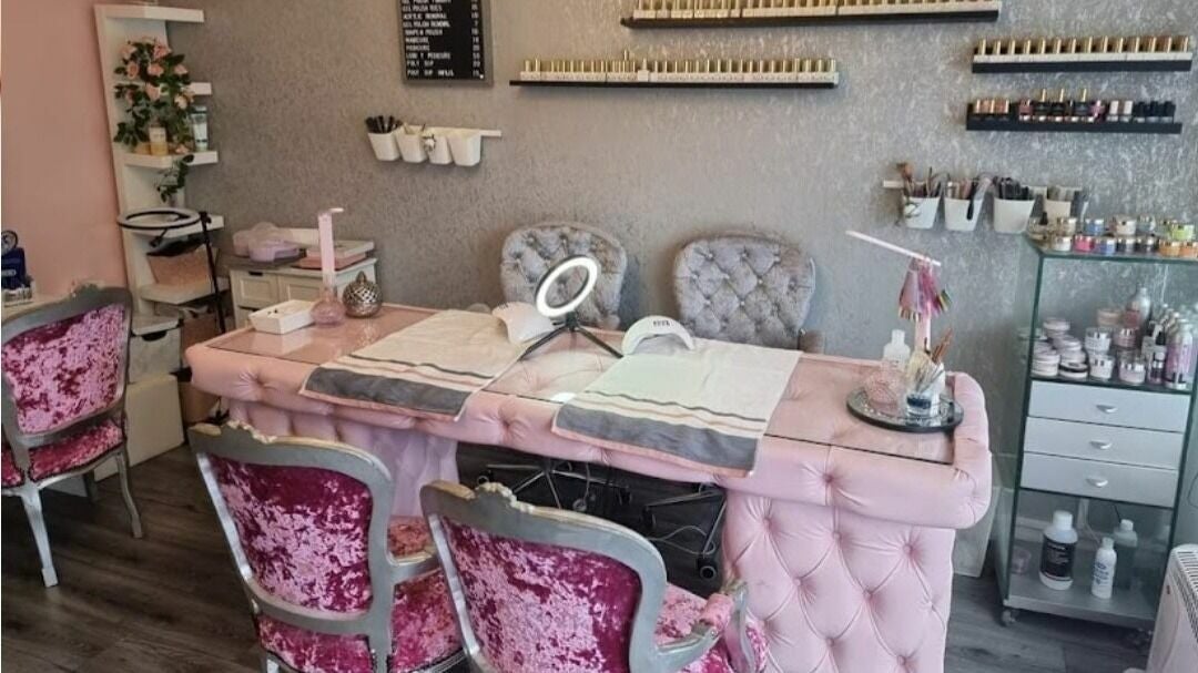 Best ear piercing shops Near Me in Hawes Side, Blackpool Fresha