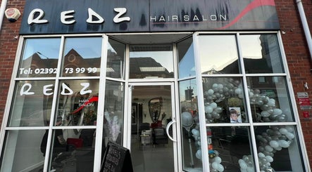 Redz Hair Salon, bild 3