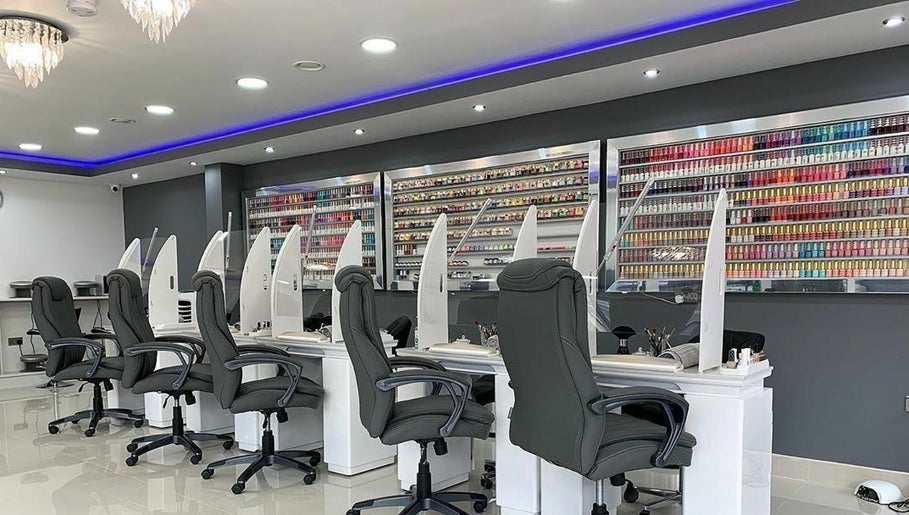 The Nail Company Sidcup Ltd afbeelding 1
