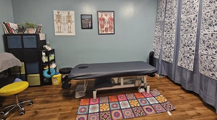 Pain and Rehab care Physical Therapy -Studio 3 Monread