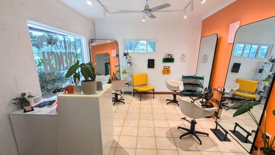 Pardon My French Salon
