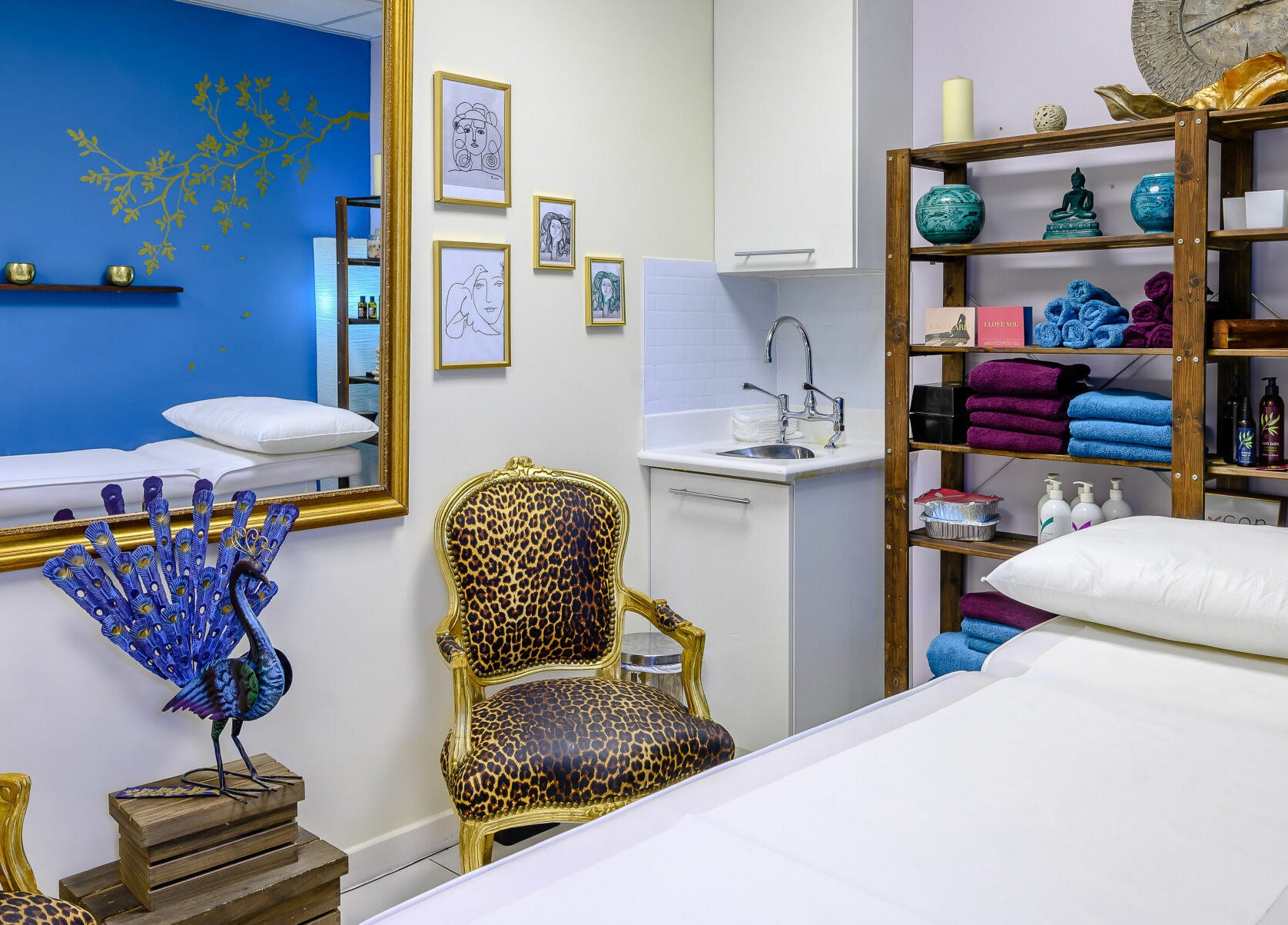 Stylish therapy room at The Therapy Room Notting Hill, London, England, GB, featuring chic decor and plush chairs.