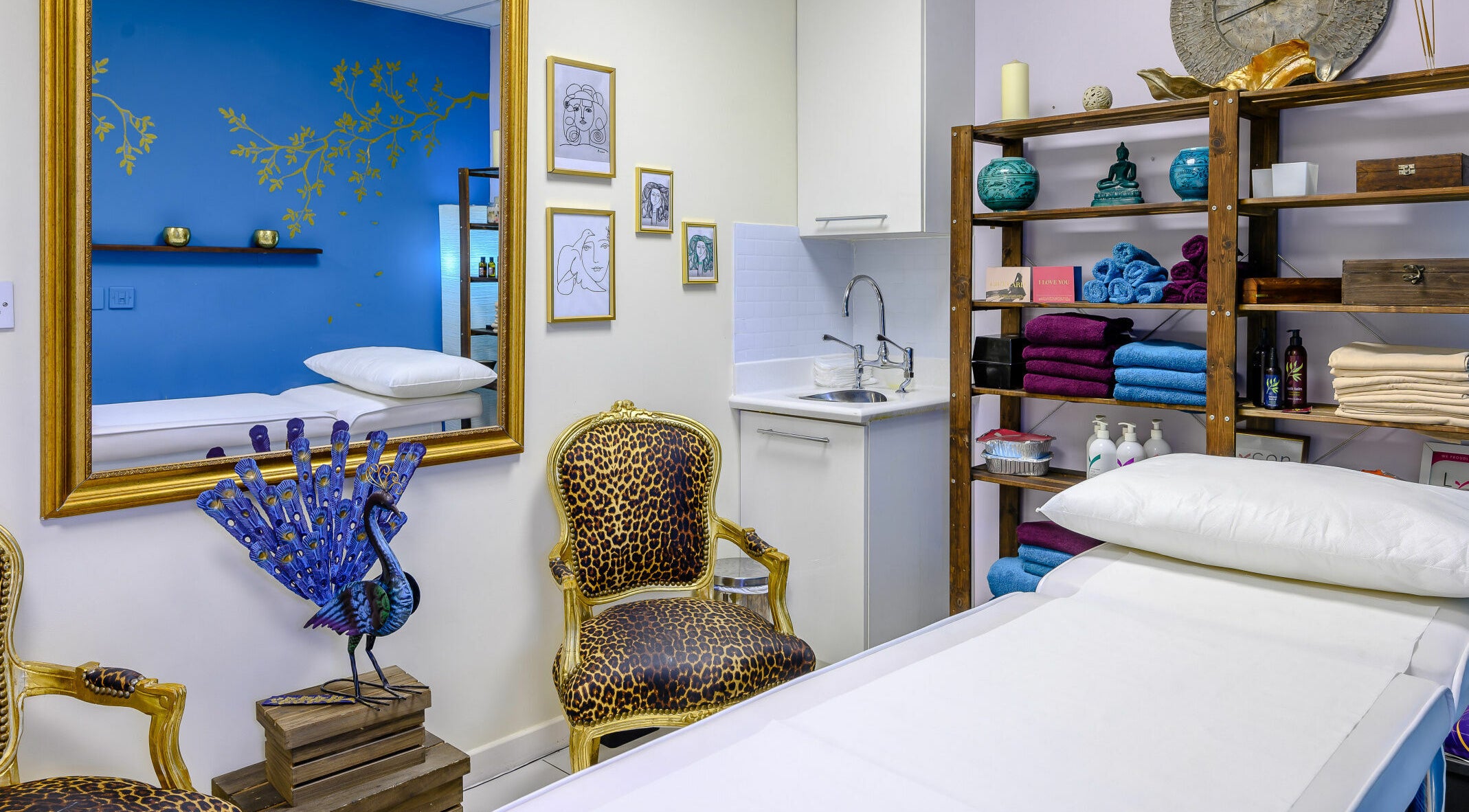 Stylish therapy room at The Therapy Room Notting Hill, London, England, GB, featuring chic decor and plush chairs.