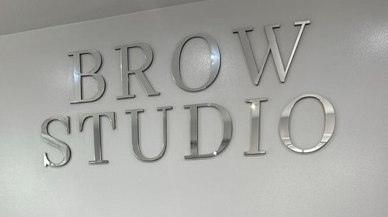 Charlotte Luxon Brow Stylist