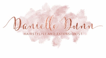 Danielle Dunn Hairstylist & Extensionists