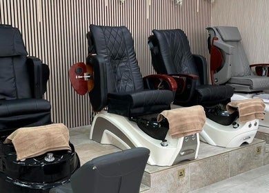Luxurious pedicure chairs at Get The Gloss, Hamilton, Scotland, GB, offering premium relaxation and wellness.