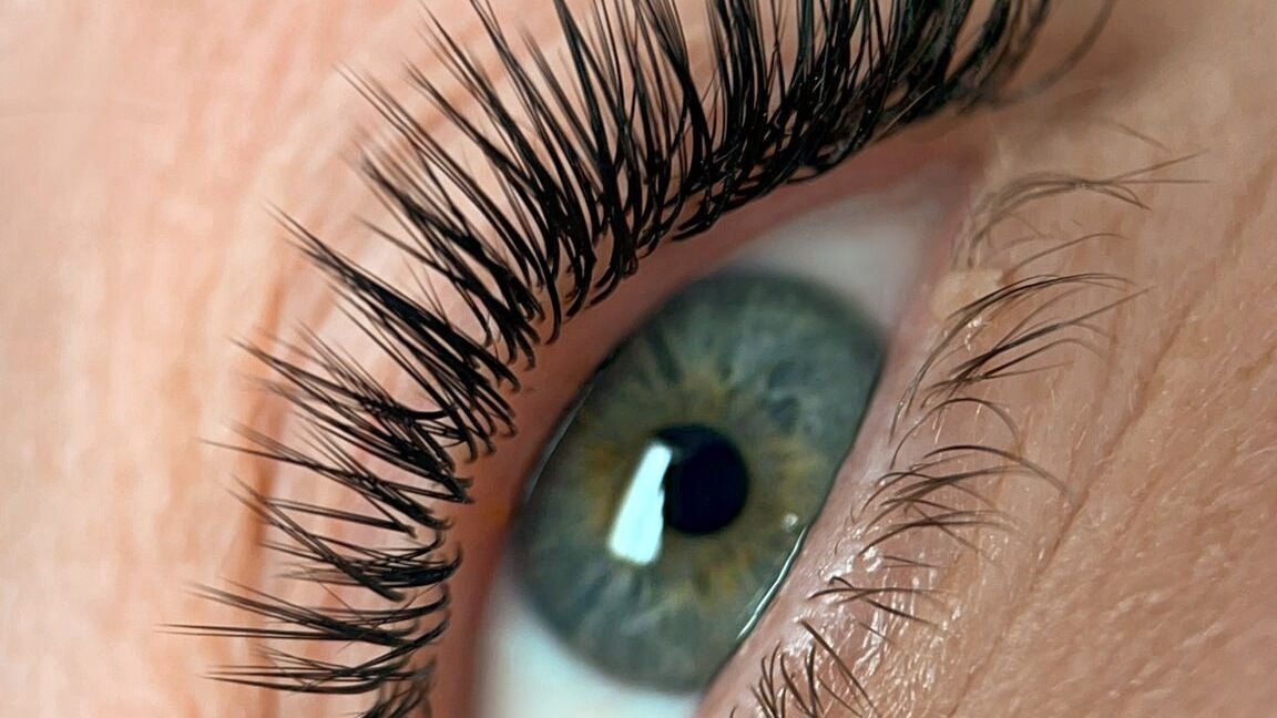Best salons for eyelash extensions near me in Tampa | Fresha