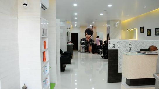 Koi Salon - Koi Salon, 1st Floor, Janardhan, Opp. London Muffin Café, Kalyani  Nagar - Pune | Fresha