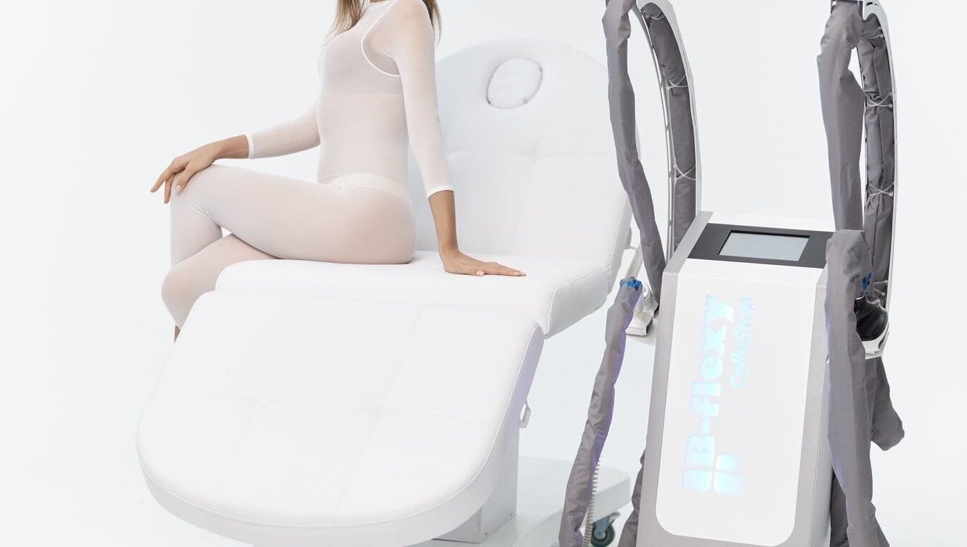 Advanced body treatment session at Lymphatique Body Clinic at the Space, Ebrington, Derry, Northern Ireland, GB.