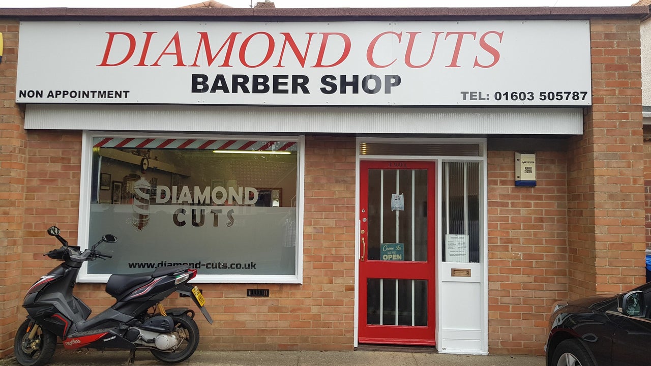 Diamond cuts barbers ltd - 1