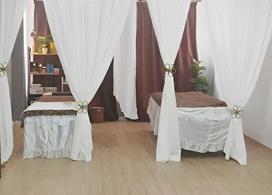 Relaxing treatment beds at Najah Spa - Spa & Salon Wanita Senawang, Seremban, Negeri Sembilan, MY.