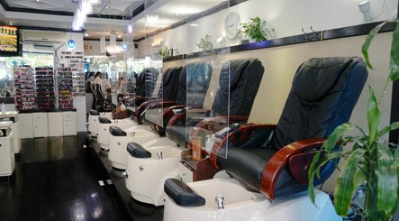 Mnails image 3