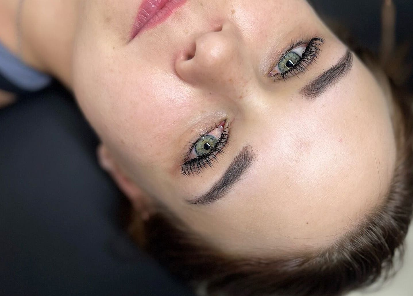 Close-up of enhanced eyes at Lené Naudé PMU & Aesthetics, Benoni, Gauteng, ZA showcasing precise beauty work.