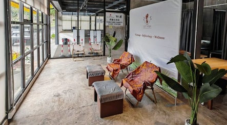 Relaxing seating area at Excellent Song Yan, Bentong, Pahang, MY showcasing wellness and tranquility.