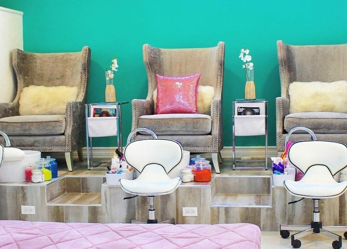 Plush pedicure chairs at Tip Sip Nails Bar, Montego Bay, St. James Parish, JM, creating a luxurious ambiance.