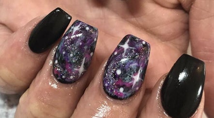 Oh Darling Nails & Beauty image 2