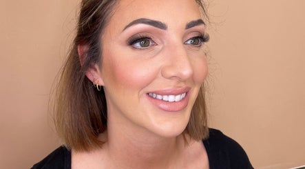 Natural makeup look by Shawndelle Scott Make Up Artistry, Musselburgh, Scotland, GB.