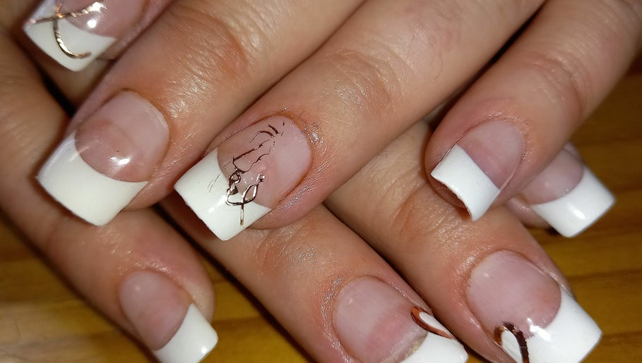 Immagine 1, Bliss Nails