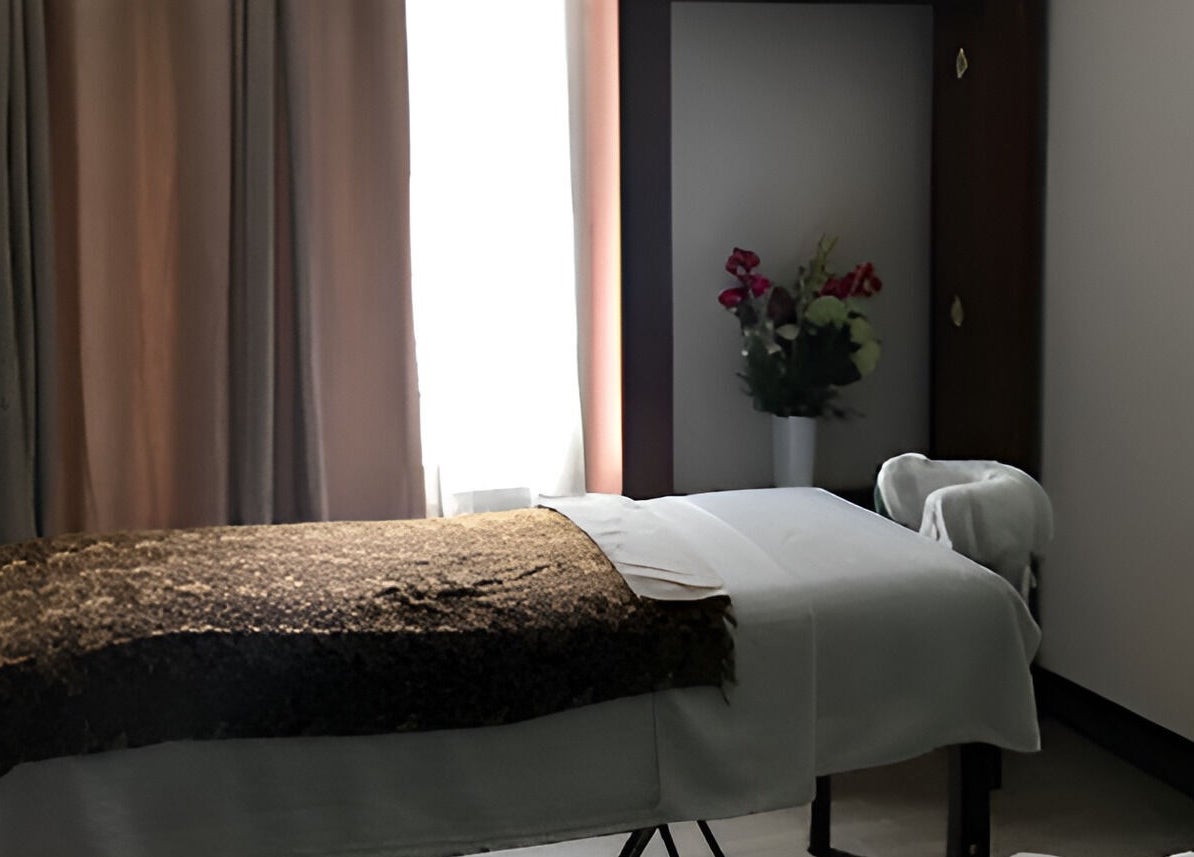 Sala de masaje en Los Yoses MíoDerma Spa Ritual Stress Control, San Pedro, San José, CR.