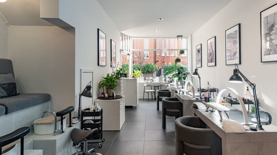 Salon Mari Chiswick