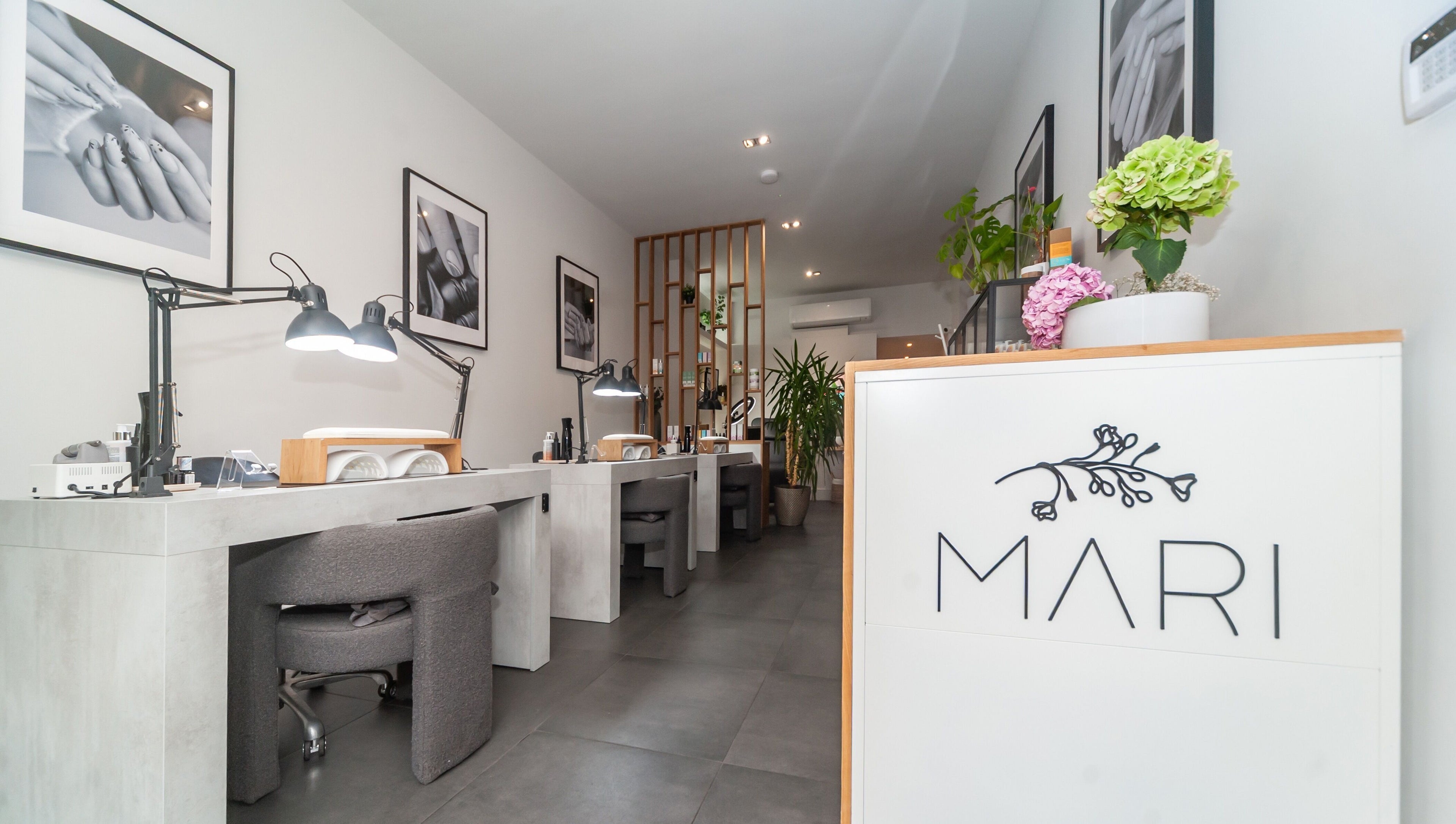 Stylish interior of Salon Mari Chiswick with modern design in London, England, GB.