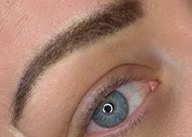 Close-up of an expertly microbladed eyebrow by Cactus Bird Beauty Room Microblading by Becky, Mesa, Arizona, US.